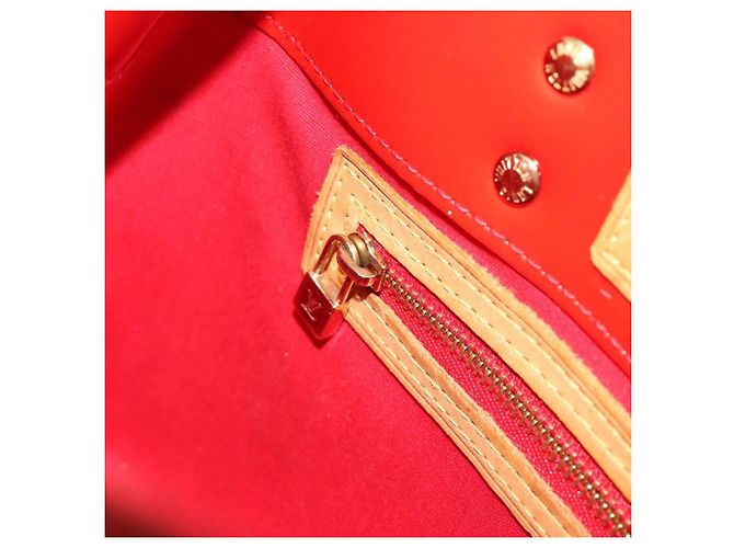 LOUIS VUITTON Monogram Vernis Reade PM Hand Bag Rouge M91088 LV Auth BA14001 Rosso - vista 23