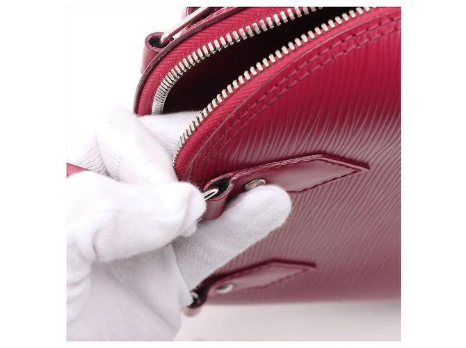 Louis Vuitton Borsa a mano Alma BB in pelle Epi Cherry Red Rosso - vista 12