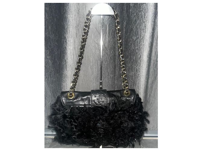 Jacquard Prada Borsa a tracolla in pelliccia nera e pelle di struzzo Nero - vista 2