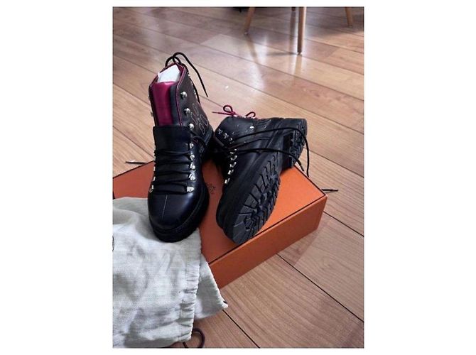 Hermès Stivaletti Pyrénées Uomo in pelle di vitello Nero Rosso - vista 5