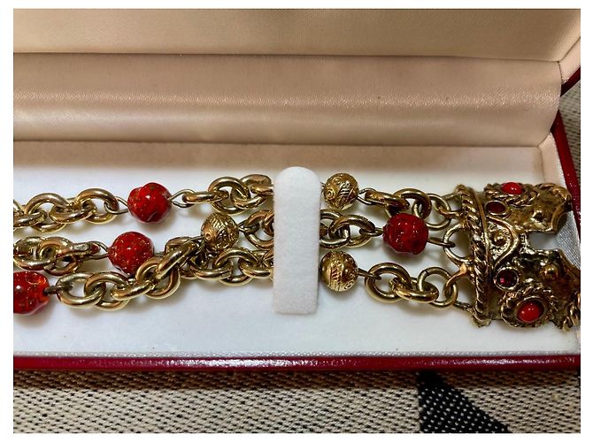 Bracciale Guy Laroche Stile Bizantino Dorato con Cabochon Rossi Rosso D'oro - vista 13