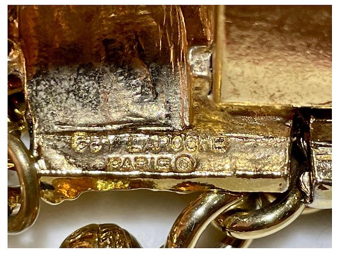 Bracciale Guy Laroche Stile Bizantino Dorato con Cabochon Rossi Rosso D'oro - vista 9