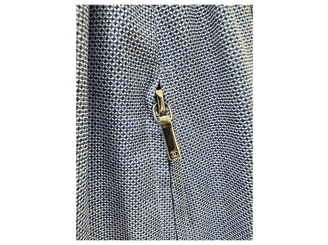 Timeless Chanel Blaues Kleid mit Cape – Spring 2013 Kollektion – Sz. 36 Gebraucht - Ansicht 9