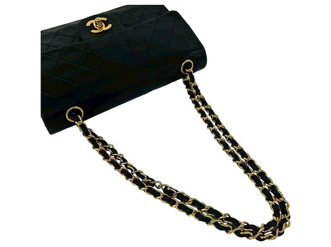 Bolso de hombro Chanel Double Flap Matelassé en piel de cordero negro - vista 4