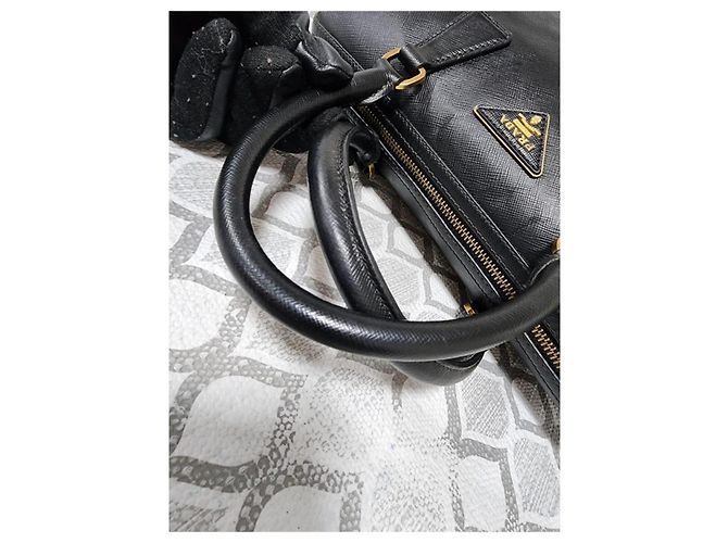 Bolso Bowler Convertible de Cuero Saffiano Prada Negro - vista 6