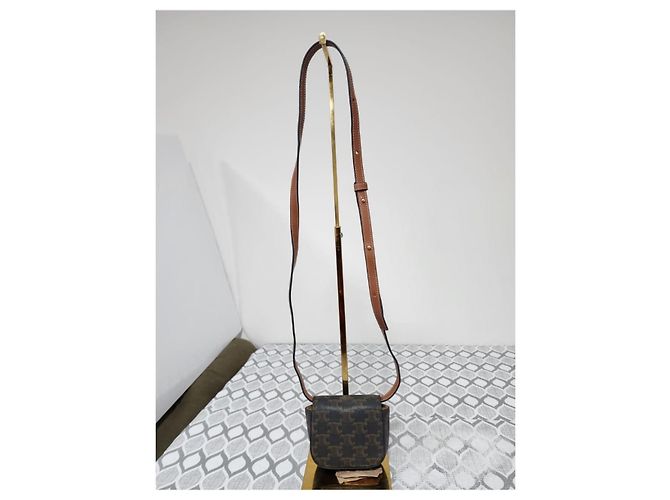 Céline Borsa a tracolla mini Claude Triomphe di Celine in marrone Monogramma - vista 3