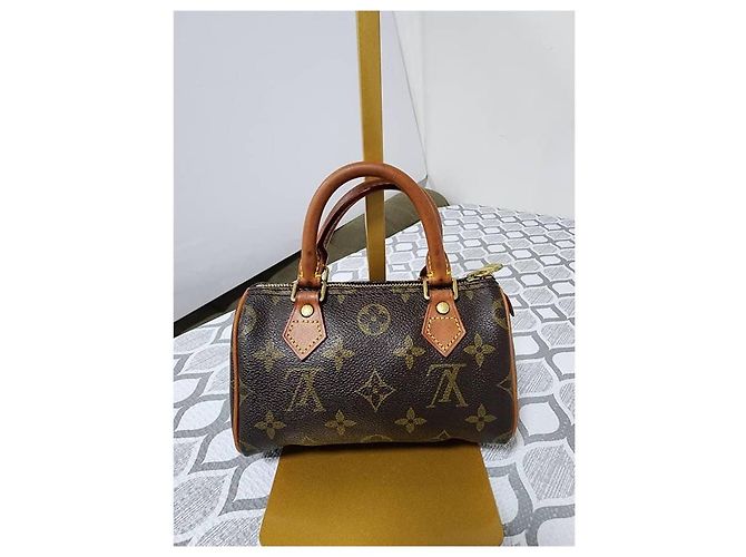 LOUIS VUITTON Monogram Mini Sac HL Boston Bag Brown Marrone Monogramma - vista 3