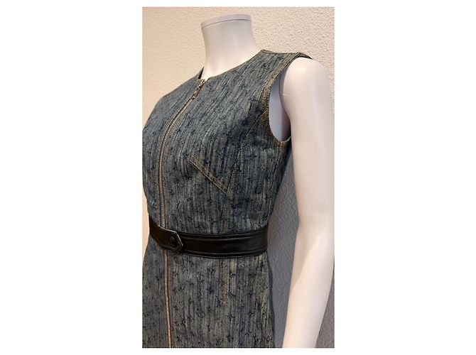 Louis Vuitton Monogram Denim Kleid mit Ledergürtel Blau Monogramm - Ansicht 4