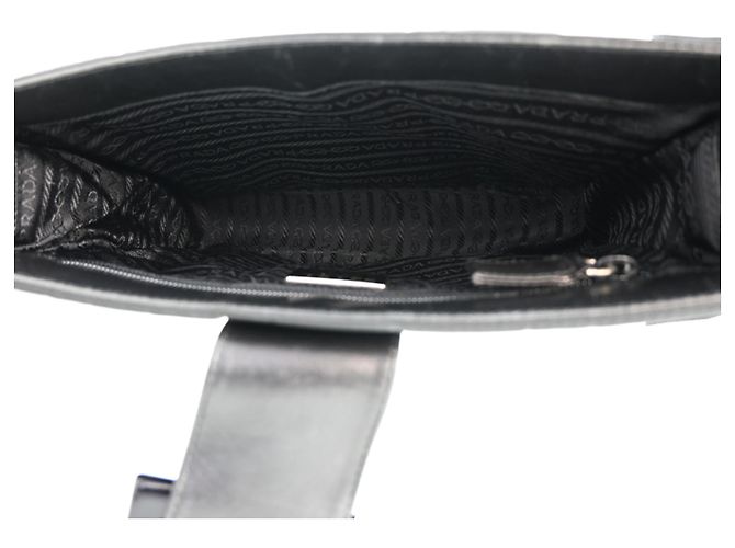 Borsa a tracolla da uomo a una spalla Prada Nero - vista 6