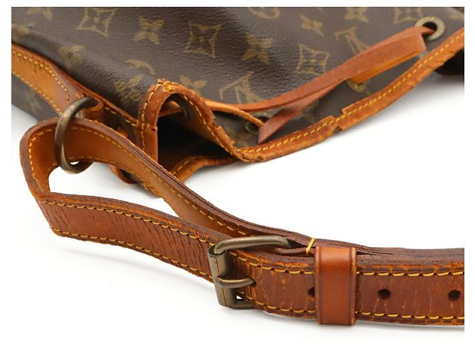 Noe Borsa a Spalla Louis Vuitton Monogram Petit Noé Marrone Bianco Monogramma - vista 9