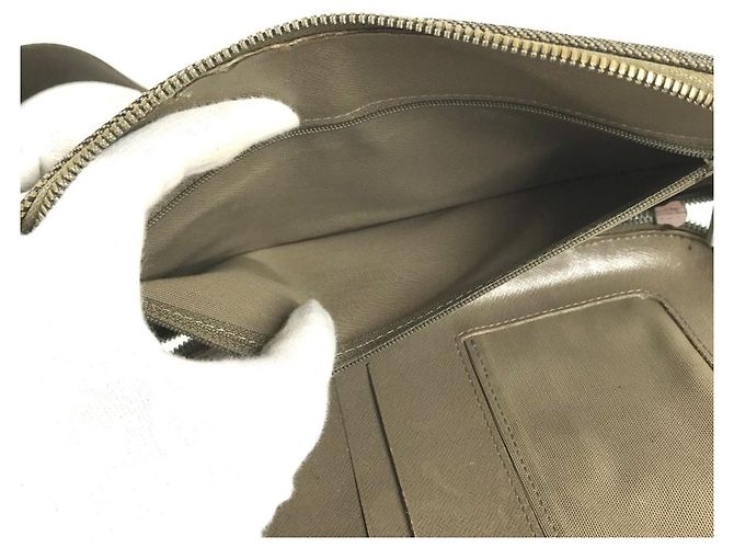Borsa a tracolla Louis Vuitton Damier Geant Maje Cachi - vista 13