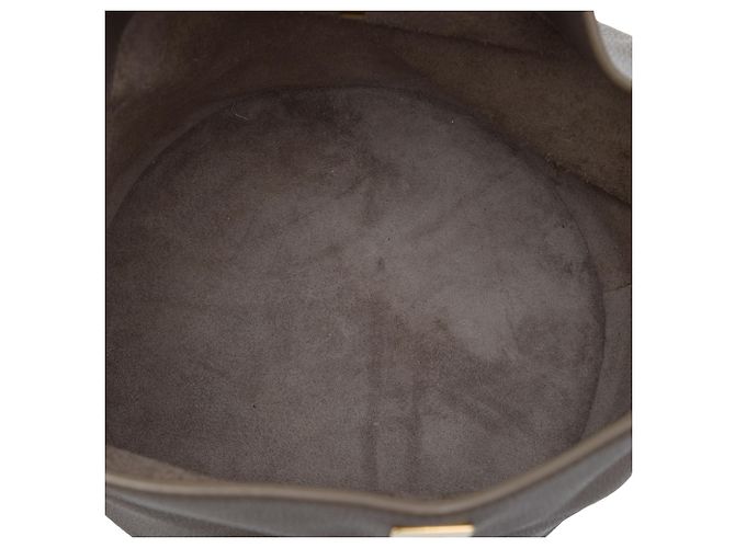 Céline Celine Bucket 16 em couro de bezerro de grão macio marrom Taupe - vista 4