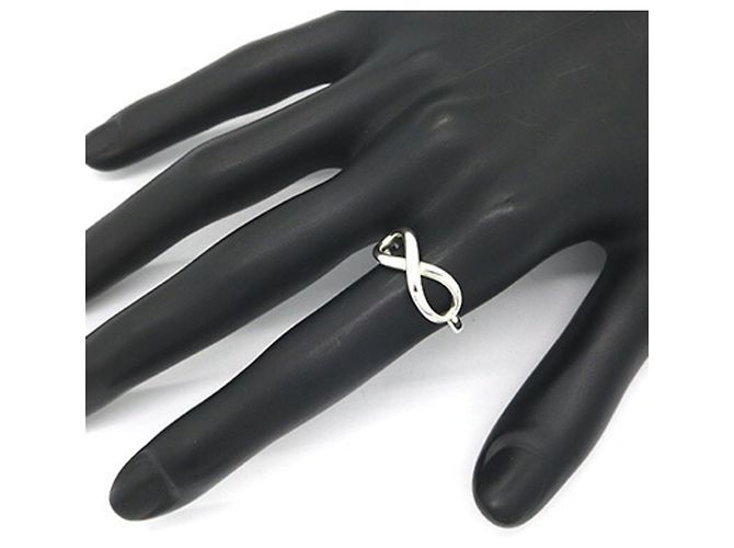 Tiffany & Co. Infinity Ring aus Sterlingsilber - Ansicht 5
