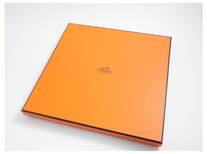 Hermès Sciarpa Hermes Le Carnaval des Animaux 90 cm seta rosa blu Carré animal carnival 35" AUC53636_0702 Multicolore Beige Verde Arancione Giallo Blu chiaro - vista 10