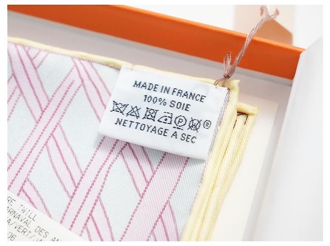 Hermès Sciarpa Hermes Le Carnaval des Animaux 90 cm seta rosa blu Carré animal carnival 35" AUC53636_0702 Multicolore Beige Verde Arancione Giallo Blu chiaro - vista 14