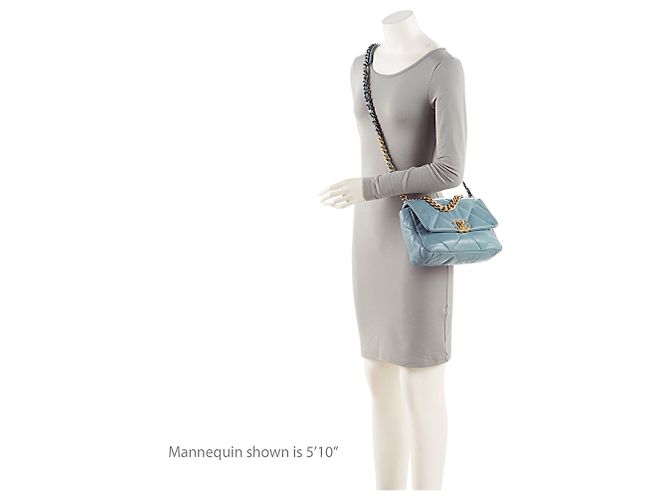 Gabrielle Borsa a tracolla Chanel Lambskin 19 Medium Flap Blu - vista 5