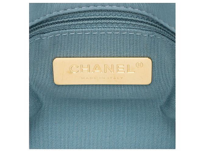 Gabrielle Borsa a tracolla Chanel Lambskin 19 Medium Flap Blu - vista 8
