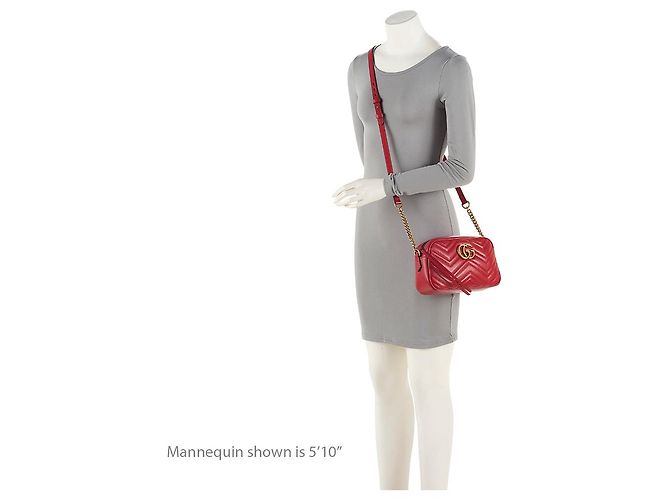 Bolso de cámara pequeño Gucci Matelasse Leather GG Marmont Roja - vista 5