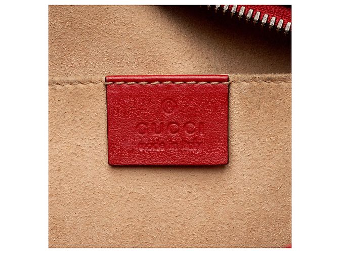 Bolso de cámara pequeño Gucci Matelasse Leather GG Marmont Roja - vista 8