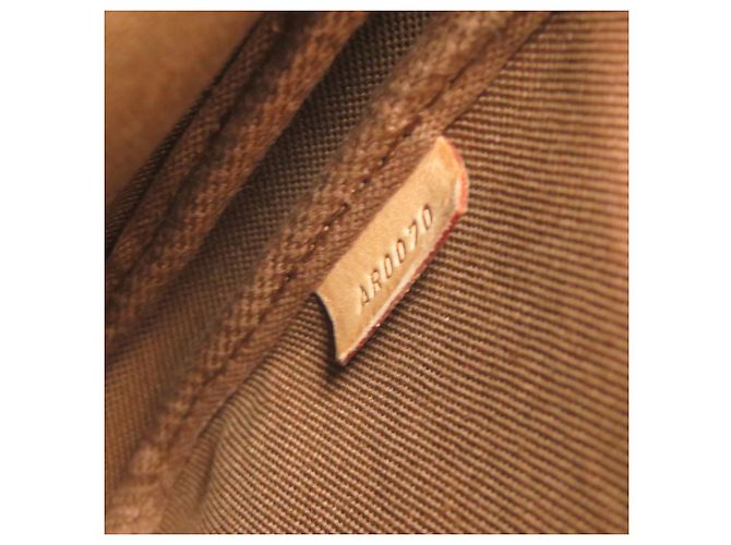 Louis Vuitton Pochette Accessoires Marrone Monogramma - vista 8