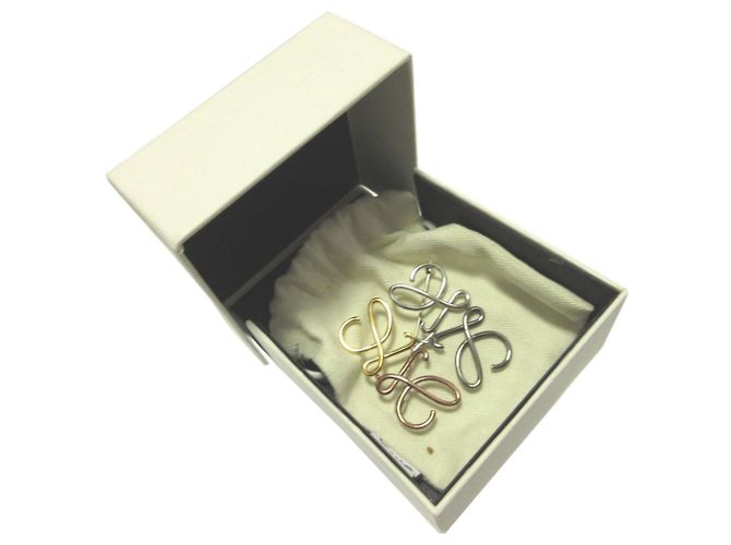 Spilla in metallo Anagram Loewe Argento D'oro Bronzo - vista 2