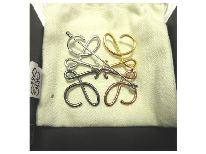Spilla in metallo Anagram Loewe Argento D'oro Bronzo - vista 3