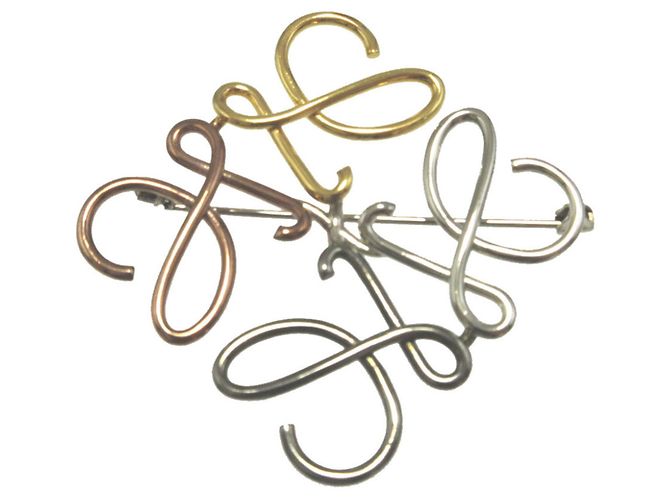 Spilla in metallo Anagram Loewe Argento D'oro Bronzo - vista 4