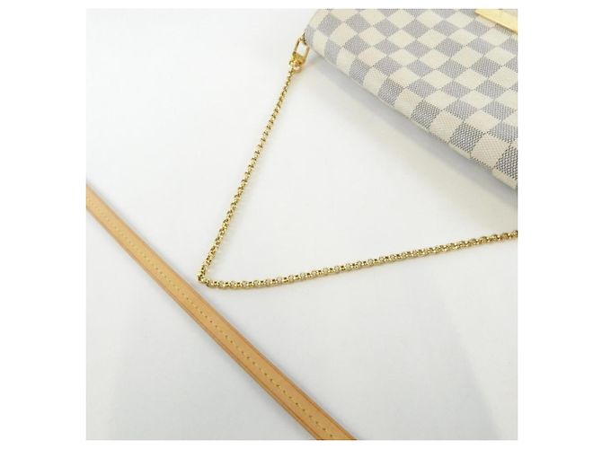 Borsa a tracolla Louis Vuitton Damier Azur Favorite MM Bianco Blu - vista 6
