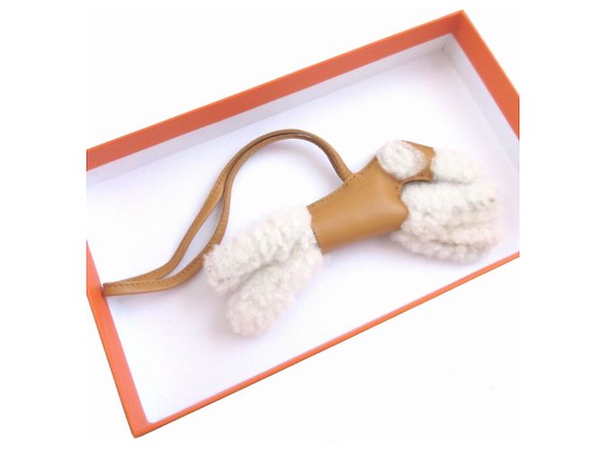 Hermès Portachiavi Hermes Buddy U Charm Marrone - vista 3