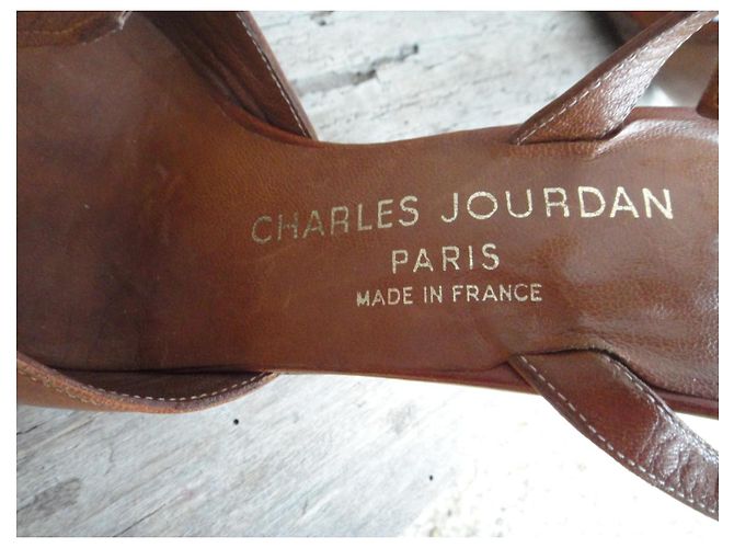 Charles Jourdan Vintage-Sandaletten mit Absatz Braun - Ansicht 6