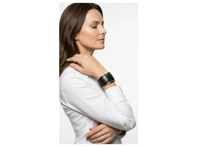 Montblanc Bracciale Cuff in Pelle Saffiano e Argento 925 Nero - vista 2