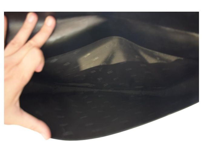 Montblanc Valigetta in pelle liscia nera Nero - vista 11