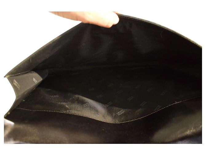 Montblanc Valigetta in pelle liscia nera Nero - vista 12