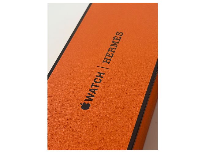 Apple Watch Hermès Series 7 Edelstahl Orange Leder Silber Hardware - Ansicht 3