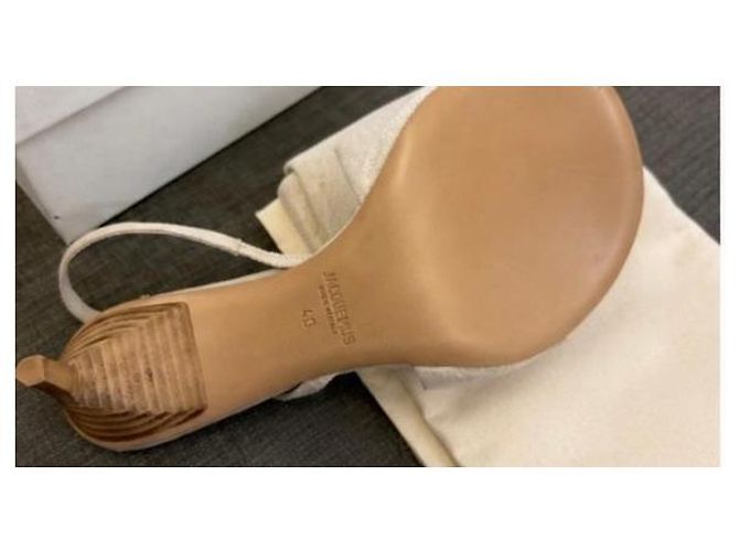 Jacquemus Les Sandales Cuscuni Sandali con tacco Beige - vista 4