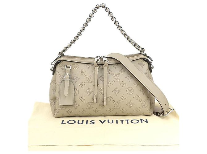 Borsa a tracolla Louis Vuitton in Galle - vista 16