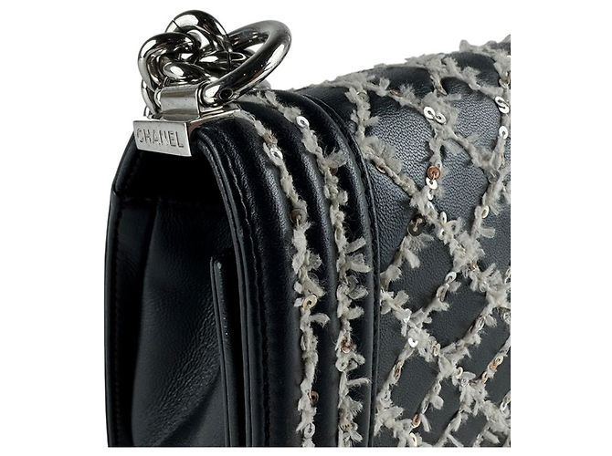 Borsa a tracolla Chanel Boy Nero Bianco - vista 7