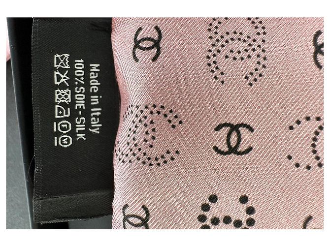 Chanel Seidentuch in Rosa mit CC-Logo Pink - Ansicht 4