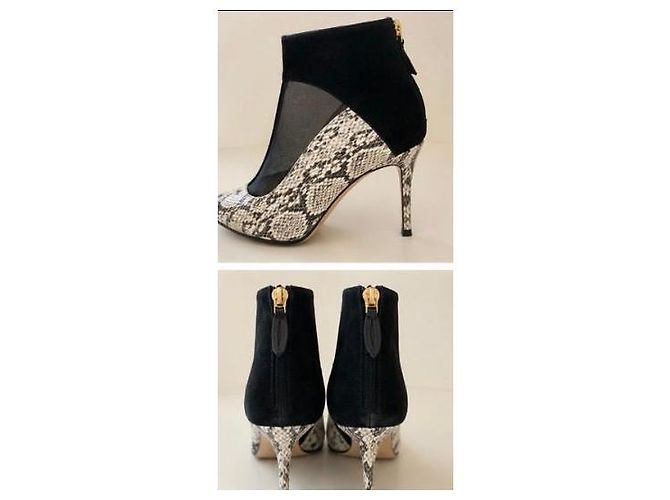 Autre Marque Bianca Castana Stiefeletten aus Wildleder mit Python-Print, Größe 37 Schwarz Python drucken - Ansicht 4