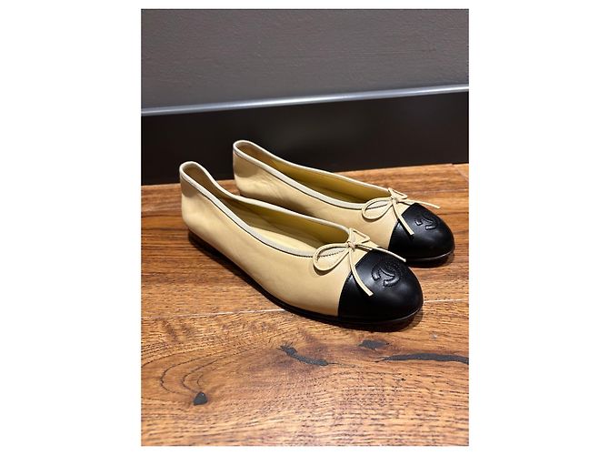 Chanel Ballerine Bicolore in Pelle - 38,5 Nero Beige - vista 2