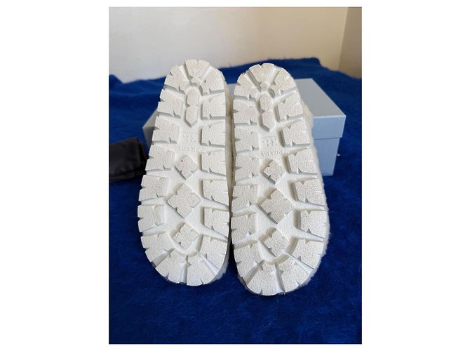 Prada Sandali in Shearling Bianco - vista 6