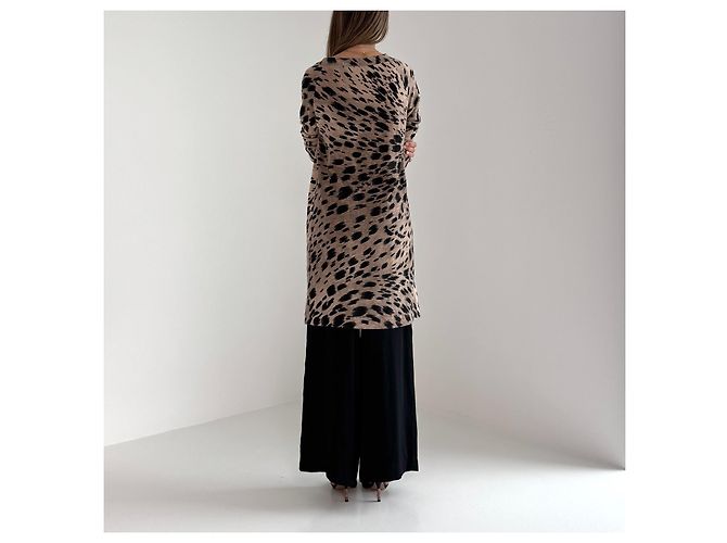 Autre Marque Langer Cardigan aus 100% Kaschmir von Leonard Paris – Animal Print Schwarz Beige - Ansicht 9