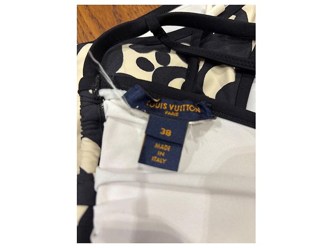 Bikini Monogram Louis Vuitton Negro Beige - vista 3