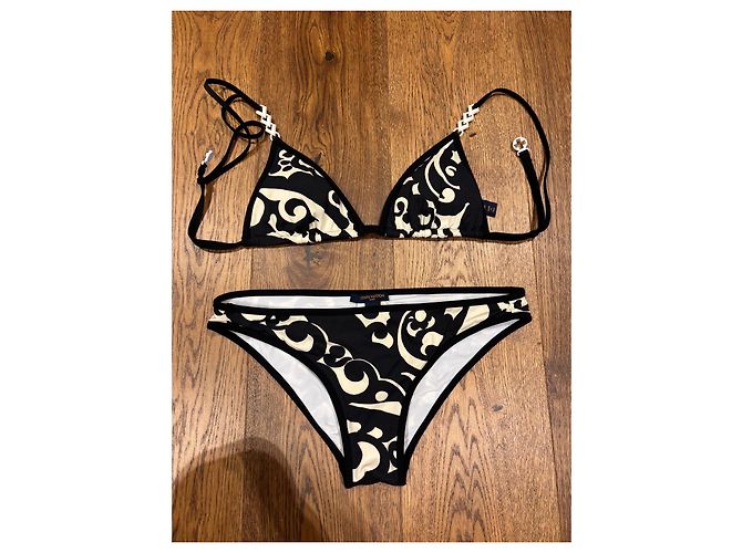 Bikini Monogram Louis Vuitton Negro Beige - vista 8