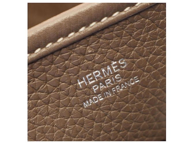 Hermès Borsa a tracolla Hermes Evelyne 3 Trois PM Marrone Taupe - vista 4
