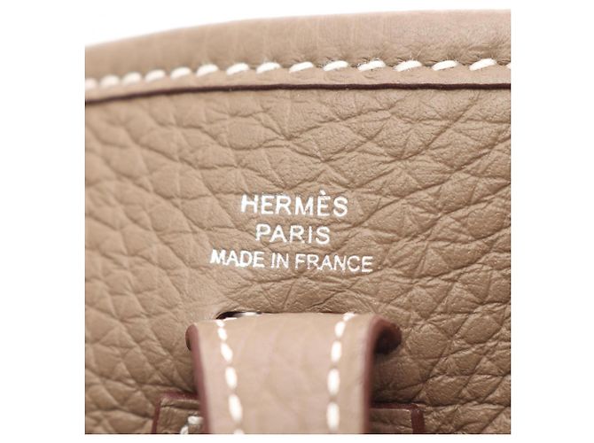 Hermès Sac à bandoulière Hermes Evelyne Amazon TPM Marron Taupe - vue 4