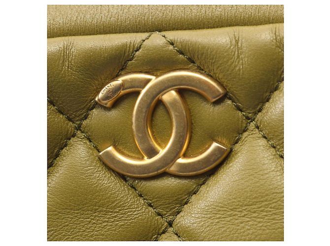 Bolsa Bowling Mini Matelassé Chanel Caqui - vista 8