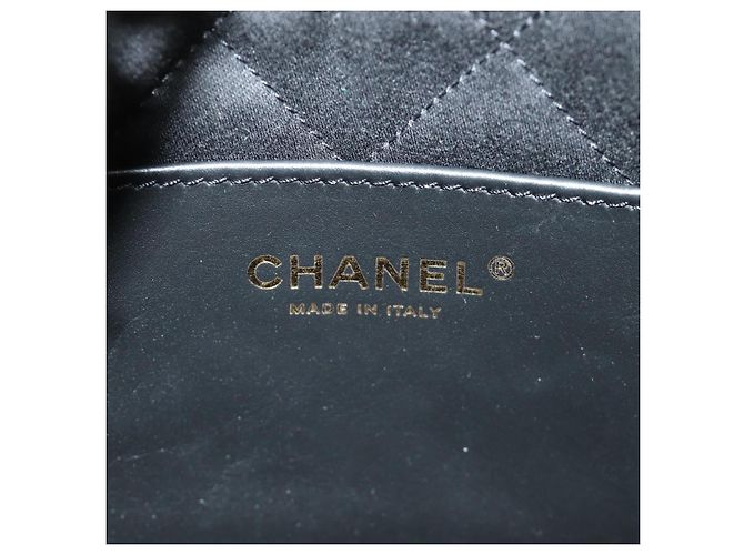 CHANEL CHANEL22 Borsa a Catena in Pelle di Agnello Nera e Oro CC Auth 190198SAM Nero D'oro - vista 23