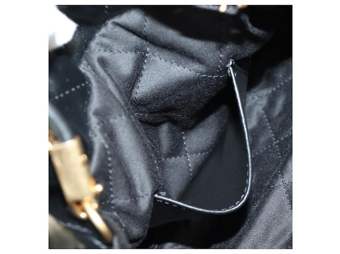 CHANEL CHANEL22 Borsa a Catena in Pelle di Agnello Nera e Oro CC Auth 190198SAM Nero D'oro - vista 26