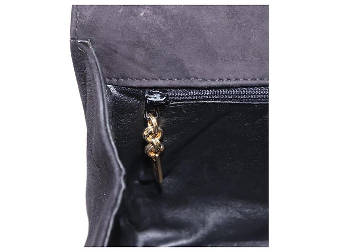 Borsa a tracolla Salvatore Ferragamo Gancini in scamosciato nero e oro Auth 191696 D'oro - vista 20